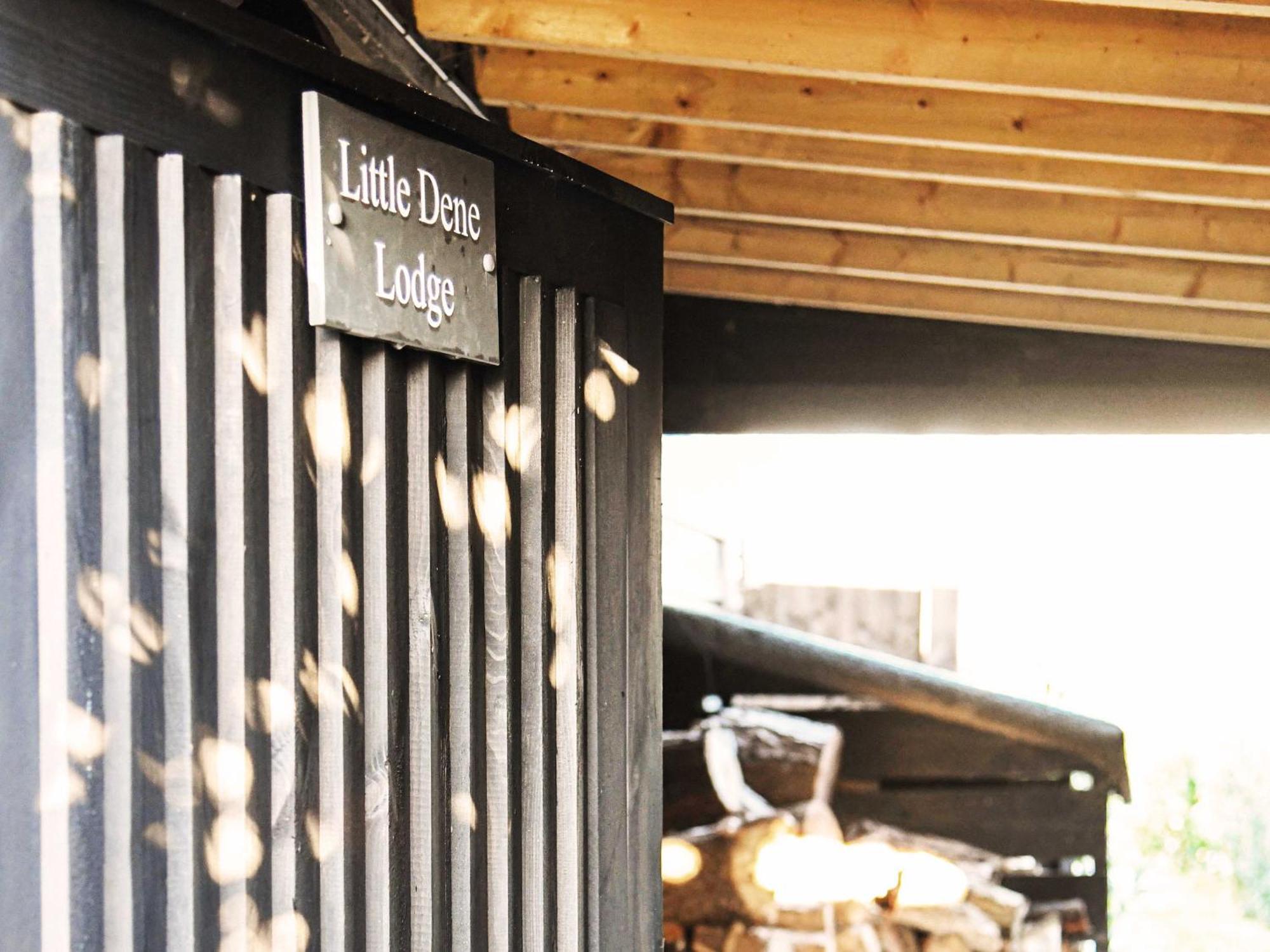 Little Dene Lodge Pakenham Exterior foto